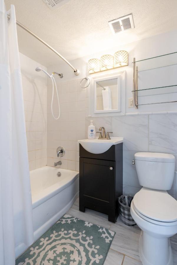 Georgetown Villas 2-1B Ideal For Long Stays! Fairview Park ภายนอก รูปภาพ