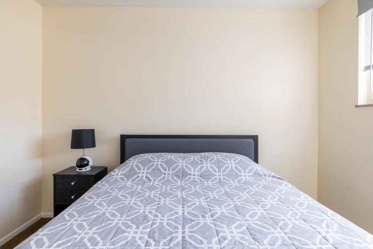 Georgetown Villas 2-1B Ideal For Long Stays! Fairview Park ภายนอก รูปภาพ